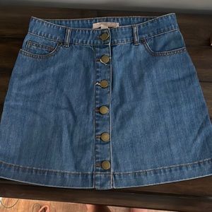 Jean skirt with buttons